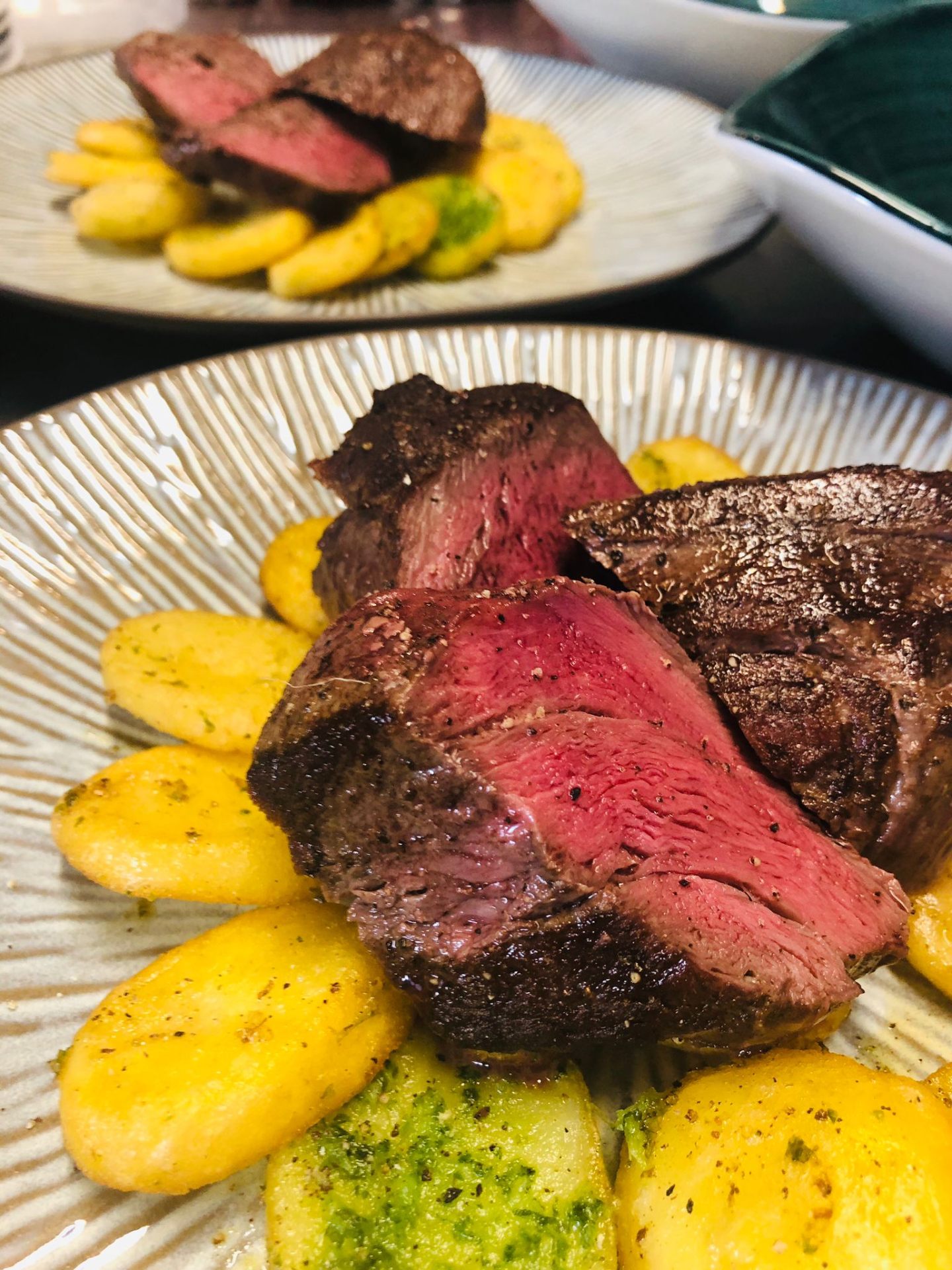 Filet de Boeuf Sauce Poivre Vert